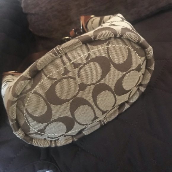 Purse - Picture 3 of 7